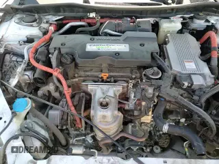 ✅ 2017 Honda Accord Touring • VIN: JHMCR6F79HC027703 • Lot: 68153385. Wystawiony na Copart z przebiegiem 112 222 mil. Bezpłatny archiwum sprzedaży aukcyjnych z USA i szczegółowy raport historii pojazdu na DreamBid. Zdjęcie 14.