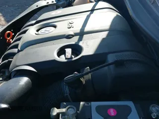 ✅ 2008 Volkswagen Rabbit S • VIN: WVWDA71K48W193656 • Lot: 43638033. Listed on IAAI with 198,118 mi. Free auction sales archive from the USA and detailed vehicle history report at DreamBid. Image 19.