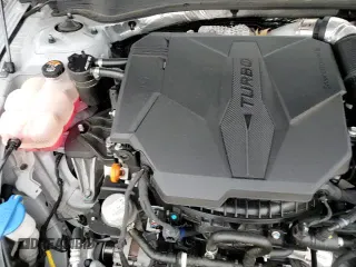 ✅ 2022 Kia K5 GT • VIN: 5XXG44J85NG095661 • Lot: 93981915. Wystawiony na Copart z przebiegiem 29 652 mil. Bezpłatny archiwum sprzedaży aukcyjnych z USA i szczegółowy raport historii pojazdu na DreamBid. Zdjęcie 14.