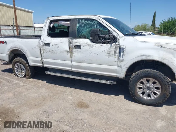 ✅ 2022 Ford F-250 XL • VIN: 1FT7W2BN8NED62993 • Лот: 45057194. Опубліковано раніше на IAAI з пробігом 77 578 миль. Безкоштовний доступ до архіву аукціонних продажів зі США та докладний звіт про історію автомобіля на DreamBid. Зображення 6.
