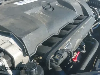 ✅ 2015 Volvo XC70 T6 • VIN: YV4902NK3F1206992 • Lot: 41433258. Listed on IAAI with 137,794 mi. Free auction sales archive from the USA and detailed vehicle history report at DreamBid. Image 19.