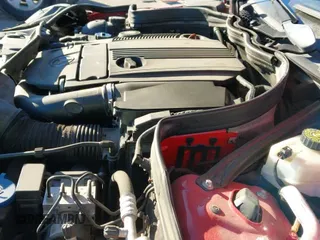 ✅ 2014 Mercedes-Benz C 250 • VIN: WDDGJ4HB5EG278034 • Lot: 41435245. Wystawiony na IAAI z przebiegiem 169 517 mil. Bezpłatny archiwum sprzedaży aukcyjnych z USA i szczegółowy raport historii pojazdu na DreamBid. Zdjęcie 19.