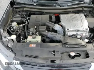 ✅ 2018 Mitsubishi Outlander SEL • VIN: JA4J24A56JZ066916 • Лот: 80857675. Опубликован ранее на Copart с пробегом 74 778 миль. Бесплатный доступ к архиву аукционных продаж из США и подробный отчёт об истории автомобиля на DreamBid. Изображение 14.