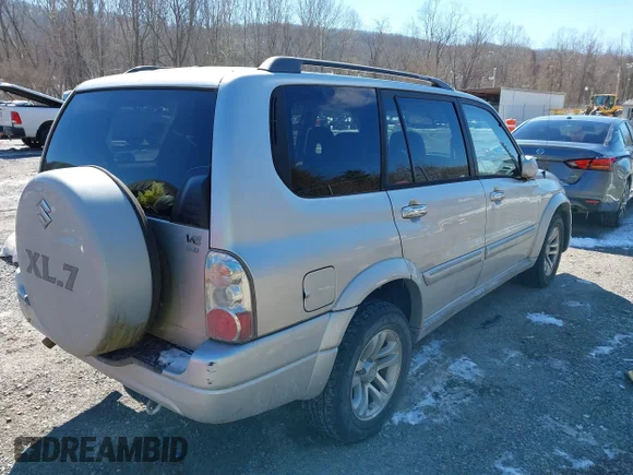 ✅ 2006 Suzuki XL7 • VIN: JS3TX92V964100008 • Lot: 41630315. Listed on IAAI with 234,706 mi. Free auction sales archive from the USA and detailed vehicle history report at DreamBid. Image 4.