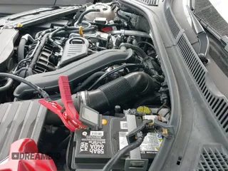 ✅ 2023 Volkswagen Jetta Sport • VIN: 3VWBM7BU5PM059250 • Lot: 43244171. Wystawiony na IAAI z przebiegiem 39 944 mil. Bezpłatny archiwum sprzedaży aukcyjnych z USA i szczegółowy raport historii pojazdu na DreamBid. Zdjęcie 20.