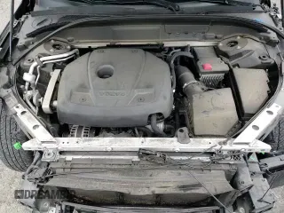 ✅ 2020 Volvo XC60 Momentum • VIN: YV4102RK0L1441062 • Лот: 69418535. Опубликован ранее на Copart с пробегом 122 707 миль. Бесплатный доступ к архиву аукционных продаж из США и подробный отчёт об истории автомобиля на DreamBid. Изображение 14.