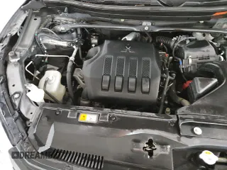 ✅ 2022 Mitsubishi Eclipse Cross LE • VIN: JA4ATVAA3NZ600878 • Lot: 94192525. Listed on Copart with 137,249 mi. Free auction sales archive from the USA and detailed vehicle history report at DreamBid. Image 14.