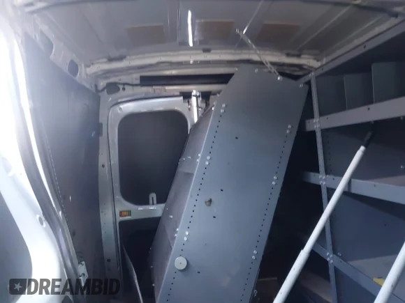 ✅ 2020 Ford Transit Cargo • VIN: 1FTBR2C85LKA83039 • Лот: 43064552. Опубліковано раніше на IAAI з пробігом 61 408 миль. Безкоштовний доступ до архіву аукціонних продажів зі США та докладний звіт про історію автомобіля на DreamBid. Зображення 8.