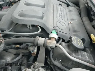 ✅ 2006 Mazda Tribute S • VIN: 4F2CZ96196KM31683 • Lot: 43684185. Wystawiony na IAAI z przebiegiem 164 048 mil. Bezpłatny archiwum sprzedaży aukcyjnych z USA i szczegółowy raport historii pojazdu na DreamBid. Zdjęcie 13.