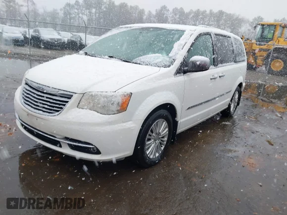 ✅ 2012 Chrysler Town & Country Limited • VIN: 2C4RC1GG1CR140625 • Лот: 44606951. Опубліковано раніше на IAAI з пробігом 280 321 миль. Безкоштовний доступ до архіву аукціонних продажів зі США та докладний звіт про історію автомобіля на DreamBid. Зображення 2.