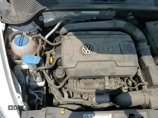 ✅ 2017 Volkswagen Beetle S • VIN: 3VW517AT8HM820918 • Lot: 67614375. Listed on Copart with 57,637 mi. Free auction sales archive from the USA and detailed vehicle history report at DreamBid. Image 14.