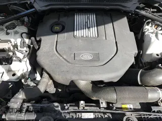 ✅ 2018 Land Rover Range Rover Sport HSE • VIN: SALWR2RK7JA695887 • Lot: 87467145. Wystawiony na Copart z przebiegiem 88 062 mil. Bezpłatny archiwum sprzedaży aukcyjnych z USA i szczegółowy raport historii pojazdu na DreamBid. Zdjęcie 14.