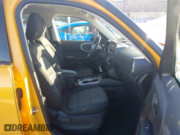 ✅ 2022 Ford Bronco Sport Big Bend • VIN: 3FMCR9B67NRD11940 • Lot: 44280573. Wystawiony na IAAI z przebiegiem 47 386 mil. Bezpłatny archiwum sprzedaży aukcyjnych z USA i szczegółowy raport historii pojazdu na DreamBid. Zdjęcie 5.