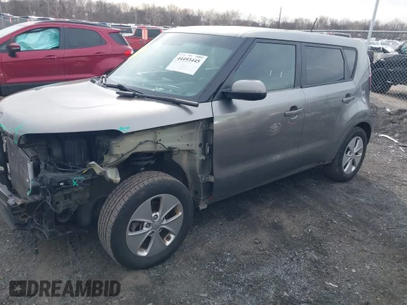 ✅ 2015 Kia Soul • VIN: KNDJN2A20F7190285 • Лот: 44493445. Опубліковано раніше на IAAI з пробігом 63 385 миль. Безкоштовний доступ до архіву аукціонних продажів зі США та докладний звіт про історію автомобіля на DreamBid. Зображення 2.