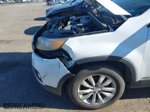 ✅ 2011 Kia Sorento EX • VIN: 5XYKUDA24BG126654 • Lot: 45251292. Listed on IAAI with 209,280 mi. Free auction sales archive from the USA and detailed vehicle history report at DreamBid. Image 6.