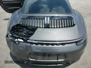 ✅ 2022 Porsche 911 4S • VIN: WP0BB2A97NS232246 • Lot: 64397125. Wystawiony na Copart z przebiegiem 8 684 mil. Bezpłatny archiwum sprzedaży aukcyjnych z USA i szczegółowy raport historii pojazdu na DreamBid. Zdjęcie 13.