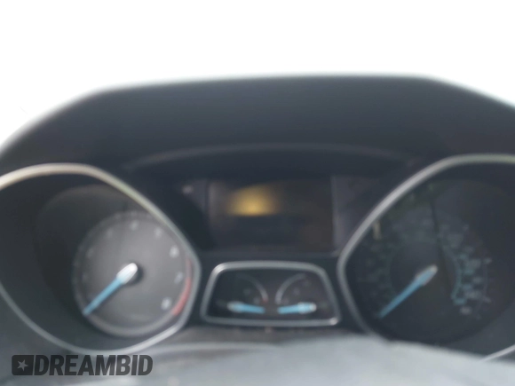 ✅ 2012 Ford Focus SEL • VIN: 1FAHP3H20CL469099 • Lot: 44344092. Wystawiony na IAAI z przebiegiem Nie podano. Bezpłatny archiwum sprzedaży aukcyjnych z USA i szczegółowy raport historii pojazdu na DreamBid. Zdjęcie 7.