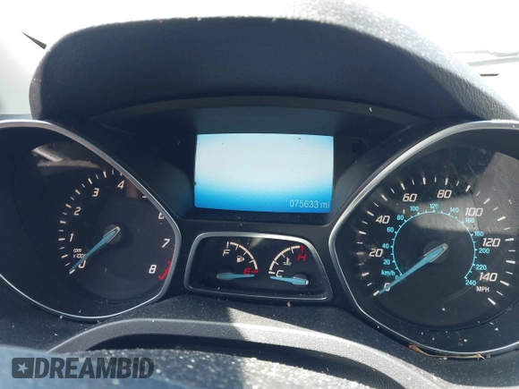 ✅ 2015 Ford Escape SE • VIN: 1FMCU9G94FUB99982 • Lot: 44754443. Wystawiony na IAAI z przebiegiem 75 633 mil. Bezpłatny archiwum sprzedaży aukcyjnych z USA i szczegółowy raport historii pojazdu na DreamBid. Zdjęcie 7.