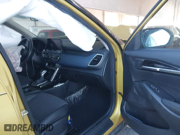 ✅ 2023 Kia Seltos Nightfall • VIN: KNDEUCA26P7398683 • Lot: 44054803. Wystawiony na IAAI z przebiegiem 18 623 mil. Bezpłatny archiwum sprzedaży aukcyjnych z USA i szczegółowy raport historii pojazdu na DreamBid. Zdjęcie 5.