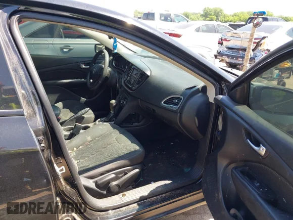 ✅ 2016 Dodge Dart SE • VIN: 1C3CDFAA6GD592765 • Lot: 42258968. Wystawiony na IAAI z przebiegiem 200 917 mil. Bezpłatny archiwum sprzedaży aukcyjnych z USA i szczegółowy raport historii pojazdu na DreamBid. Zdjęcie 5.