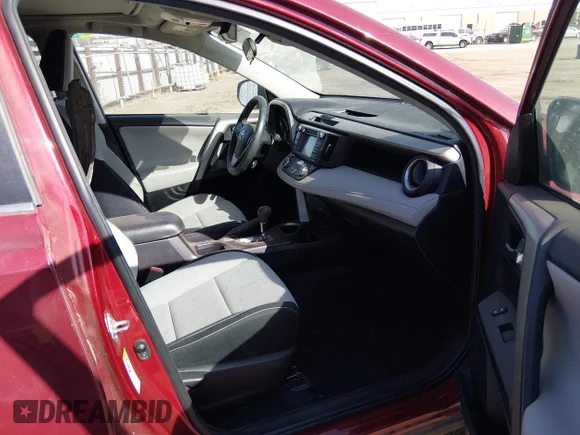 ✅ 2018 Toyota RAV4 XLE • VIN: 2T3WFREV0JW475484 • Lot: 44348154. Listed on IAAI with 217,058 mi. Free auction sales archive from the USA and detailed vehicle history report at DreamBid. Image 5.