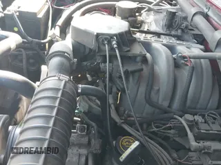 ✅ 1996 Ford F-150 • VIN: 1FTEF15N7TLA81449 • Lot: 43060906. Wystawiony na IAAI z przebiegiem 224 948 mil. Bezpłatny archiwum sprzedaży aukcyjnych z USA i szczegółowy raport historii pojazdu na DreamBid. Zdjęcie 15.