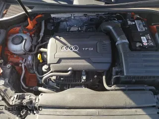 ✅ 2019 Audi Q3 Premium • VIN: WA1AECF31K1078593 • Lot: 81850295. Wystawiony na Copart z przebiegiem 64 460 mil. Bezpłatny archiwum sprzedaży aukcyjnych z USA i szczegółowy raport historii pojazdu na DreamBid. Zdjęcie 14.