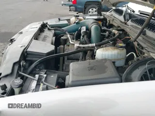 ✅ 2005 GMC Sierra 2500HD SLE • VIN: 1GTHK23295F891433 • Lot: 41457907. Listed on IAAI with 225,267 mi. Free auction sales archive from the USA and detailed vehicle history report at DreamBid. Image 20.