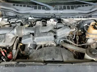 ✅ 2017 Ford F-350 Lariat • VIN: 1FT8X3B66HEE27005 • Lot: 65773865. Wystawiony na Copart z przebiegiem 110 642 mil. Bezpłatny archiwum sprzedaży aukcyjnych z USA i szczegółowy raport historii pojazdu na DreamBid. Zdjęcie 13.