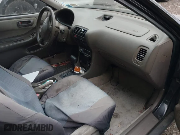 ✅ 1997 Acura Integra RS • VIN: JH4DC4446VS005825 • Лот: 43015405. Опубліковано раніше на IAAI з пробігом 251 053 миль. Безкоштовний доступ до архіву аукціонних продажів зі США та докладний звіт про історію автомобіля на DreamBid. Зображення 5.