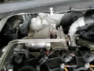 ✅ 2019 Volkswagen Jetta SEL Premium • VIN: 3VWG57BU1KM014396 • Lot: 63986935. Listed on Copart with 123,418 mi. Free auction sales archive from the USA and detailed vehicle history report at DreamBid. Image 13.