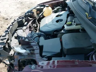 ✅ 2019 Lincoln MKC Reserve • VIN: 5LMCJ3D97KUL01499 • Lot: 43154127. Wystawiony na IAAI z przebiegiem 75 810 mil. Bezpłatny archiwum sprzedaży aukcyjnych z USA i szczegółowy raport historii pojazdu na DreamBid. Zdjęcie 19.