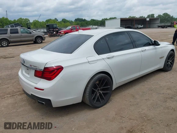 ✅ 2013 BMW 7 Series 750Li • VIN: WBAYE8C51DD133243 • Lot: 45299227. Listed on IAAI with 99,135 mi. Free auction sales archive from the USA and detailed vehicle history report at DreamBid. Image 4.