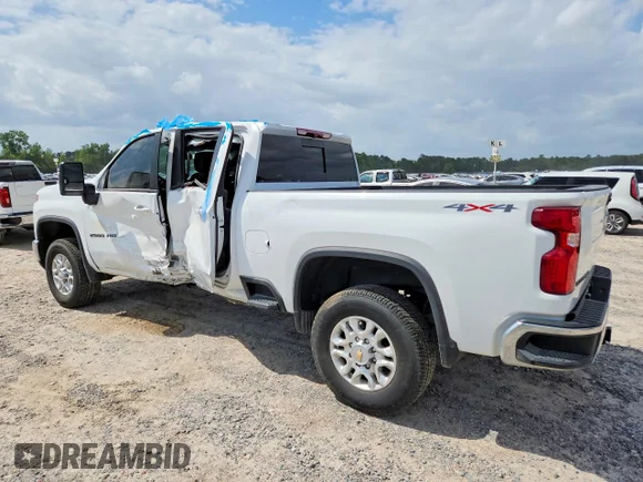 ✅ 2025 Chevrolet Silverado 2500HD LT • VIN: 2GC4KNE73S1115827 • Lot: 50269066. Wystawiony na Copart z przebiegiem 9 406 mil. Bezpłatny archiwum sprzedaży aukcyjnych z USA i szczegółowy raport historii pojazdu na DreamBid. Zdjęcie 2.