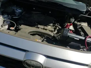 ✅ 2019 Toyota RAV4 XLE • VIN: JTMW1RFV7KD017047 • Lot: 86277675. Listed on Copart with 75,544 mi. Free auction sales archive from the USA and detailed vehicle history report at DreamBid. Image 13.