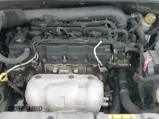 ✅ 2018 Jeep Renegade Sport • VIN: ZACCJBAB6JPJ58342 • Lot: 42981604. Wystawiony na IAAI z przebiegiem 392 343 mil. Bezpłatny archiwum sprzedaży aukcyjnych z USA i szczegółowy raport historii pojazdu na DreamBid. Zdjęcie 22.