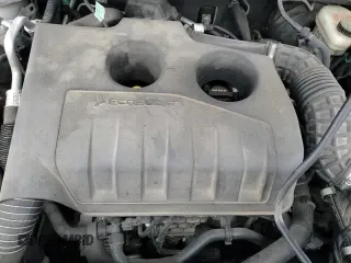 ✅ 2016 Ford Taurus SEL • VIN: 1FAHP2E9XGG144955 • Lot: 82207634. Listed on Copart with 128,823 mi. Free auction sales archive from the USA and detailed vehicle history report at DreamBid. Image 14.