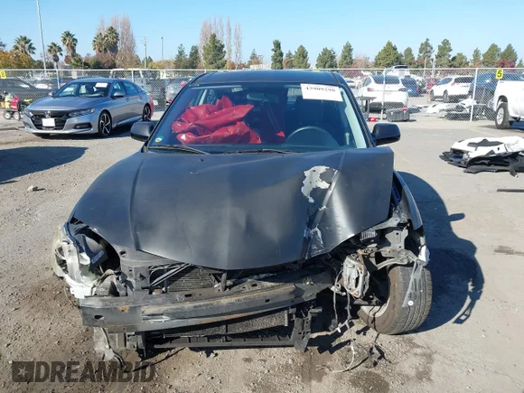 ✅ 2007 Mazda 3 S Sport • VIN: JM1BK124X71754343 • Лот: 44397434. Опубліковано раніше на IAAI з пробігом 227 261 миль. Безкоштовний доступ до архіву аукціонних продажів зі США та докладний звіт про історію автомобіля на DreamBid. Зображення 6.