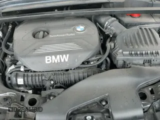 ✅ 2017 BMW X1 sDrive28i • VIN: WBXHU7C33H5H38109 • Lot: 43454360. Wystawiony na IAAI z przebiegiem 81 688 mil. Bezpłatny archiwum sprzedaży aukcyjnych z USA i szczegółowy raport historii pojazdu na DreamBid. Zdjęcie 21.