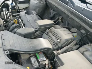 ✅ 2012 Kia Sorento LX • VIN: 5XYKT3A15CG303301 • Lot: 41529220. Listed on IAAI with 258,692 mi. Free auction sales archive from the USA and detailed vehicle history report at DreamBid. Image 18.