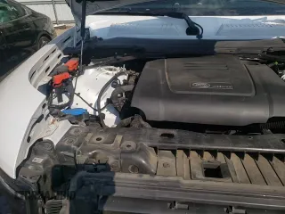 ✅ 2022 Land Rover Defender S • VIN: SALEJ7RX9N2100341 • Lot: 71466055. Wystawiony na Copart z przebiegiem 78 197 mil. Bezpłatny archiwum sprzedaży aukcyjnych z USA i szczegółowy raport historii pojazdu na DreamBid. Zdjęcie 14.