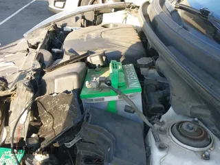 ✅ 2013 Hyundai Veloster w/Black Int • VIN: KMHTC6AD5DU101733 • Lot: 41425260. Wystawiony na IAAI z przebiegiem 139 500 mil. Bezpłatny archiwum sprzedaży aukcyjnych z USA i szczegółowy raport historii pojazdu na DreamBid. Zdjęcie 19.