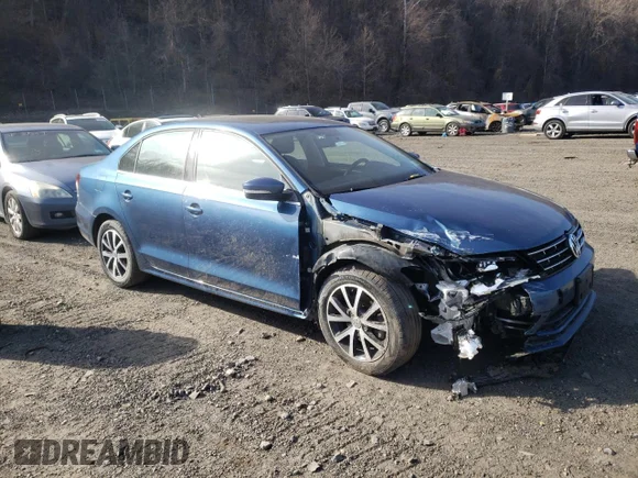 ✅ 2018 Volkswagen Jetta SE • VIN: 3VWDB7AJ7JM243487 • Лот: 47216463. Опубликован ранее на Copart с пробегом 50 754 миль. Бесплатный доступ к архиву аукционных продаж из США и подробный отчёт об истории автомобиля на DreamBid. Изображение 4.