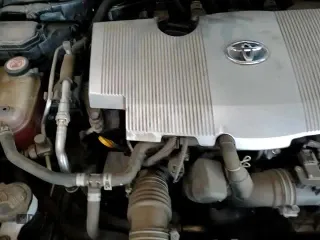 ✅ 2017 Toyota Prius Two • VIN: JTDKBRFUXH3046690 • Lot: 90352975. Wystawiony na Copart z przebiegiem 82 702 mil. Bezpłatny archiwum sprzedaży aukcyjnych z USA i szczegółowy raport historii pojazdu na DreamBid. Zdjęcie 13.