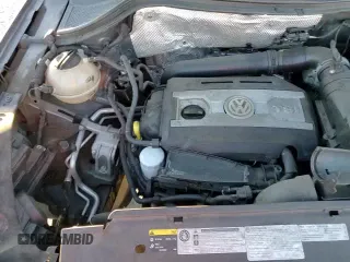 ✅ 2017 Volkswagen Tiguan S • VIN: WVGAV7AX3HK016148 • Lot: 85882155. Listed on Copart with 94,613 mi. Free auction sales archive from the USA and detailed vehicle history report at DreamBid. Image 17.