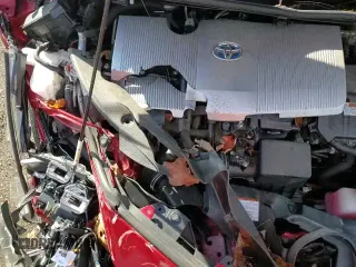 ✅ 2021 Toyota Prius Limited • VIN: JTDKAMFP1M3177694 • Лот: 90763425. Опубликован ранее на Copart с пробегом 45 523 миль. Бесплатный доступ к архиву аукционных продаж из США и подробный отчёт об истории автомобиля на DreamBid. Изображение 13.