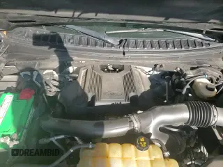 ✅ 2020 Ford Expedition Max Limited • VIN: 1FMJK2AT8LEA65331 • Lot: 86178645. Wystawiony na Copart z przebiegiem 91 433 mil. Bezpłatny archiwum sprzedaży aukcyjnych z USA i szczegółowy raport historii pojazdu na DreamBid. Zdjęcie 17.