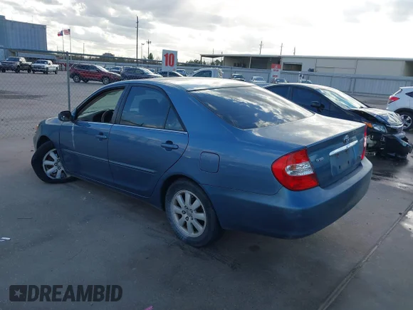 ✅ 2004 Toyota Camry XLE • VIN: 4T1BF30K74U588693 • Lot: 44185799. Wystawiony na IAAI z przebiegiem Nie podano. Bezpłatny archiwum sprzedaży aukcyjnych z USA i szczegółowy raport historii pojazdu na DreamBid. Zdjęcie 3.