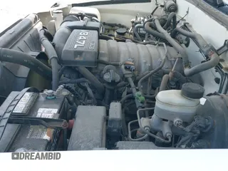 ✅ 2004 Toyota Sequoia SR5 • VIN: 5TDBT44A24S207048 • Lot: 42631630. Wystawiony na IAAI z przebiegiem 253 099 mil. Bezpłatny archiwum sprzedaży aukcyjnych z USA i szczegółowy raport historii pojazdu na DreamBid. Zdjęcie 12.