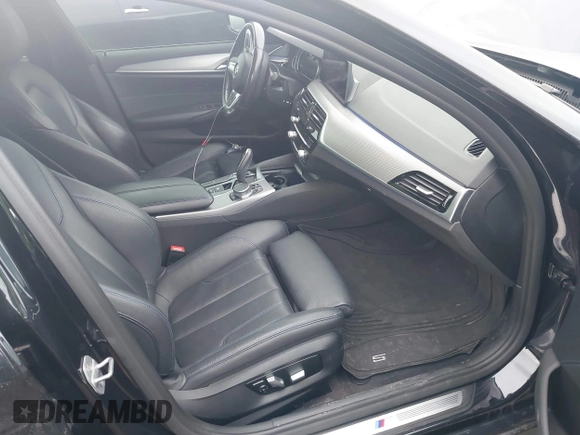 ✅ 2019 BMW 5 Series 540i xDrive • VIN: WBAJE7C55KWW00225 • Lot: 44707995. Wystawiony na IAAI z przebiegiem 90 785 mil. Bezpłatny archiwum sprzedaży aukcyjnych z USA i szczegółowy raport historii pojazdu na DreamBid. Zdjęcie 5.
